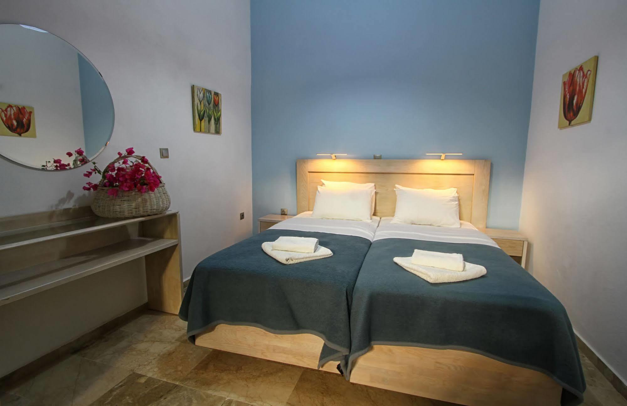 Ilioxenia Apartment Paralia Agias Foteinis Exterior photo