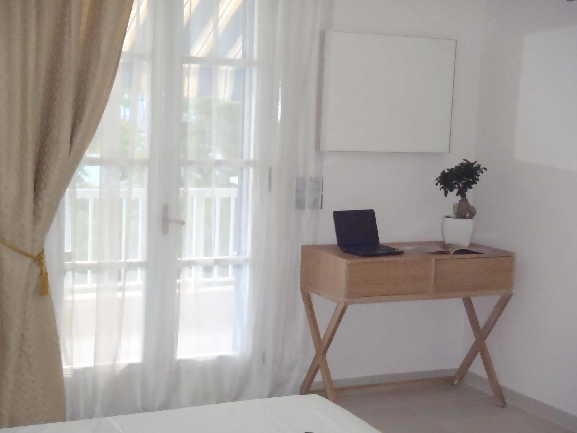 Ilioxenia Apartment Paralia Agias Foteinis Exterior photo
